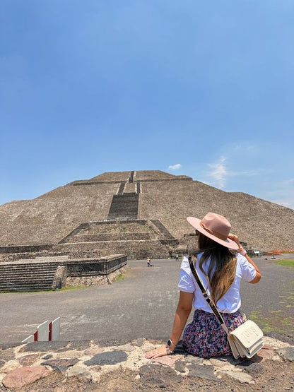 Viaje a Six Flags, Pirámides de Teotihuacán, Ciudad de México, Puebla, Querétaro y Santuario de las Luciérnagas